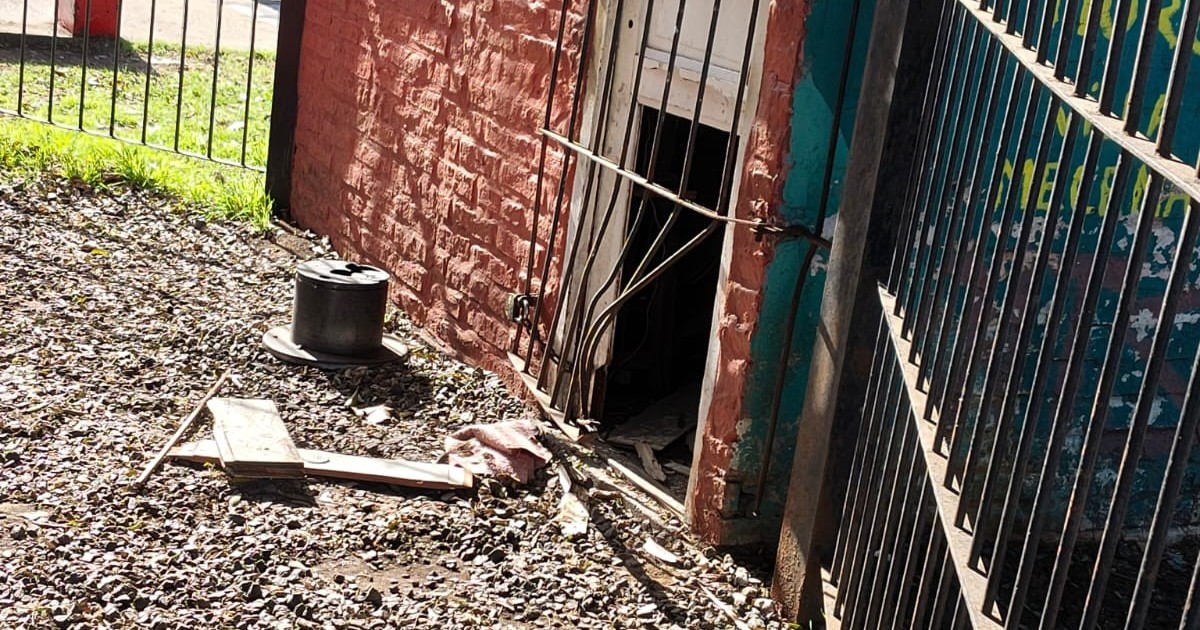 Una icónica calesita de Castelar, vandalizada por tercer vez en el año