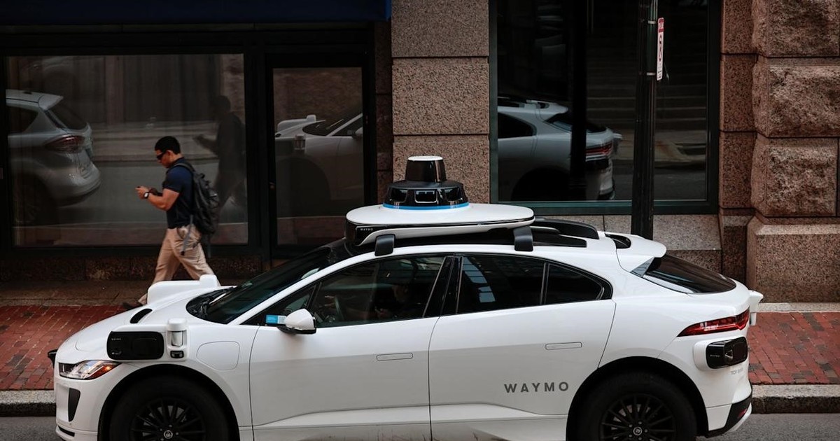 Ultimátum de los taxistas de NYC a Kathy Hochul: piden detener a los robotaxis de Waymo o habrán consecuencias en New York
