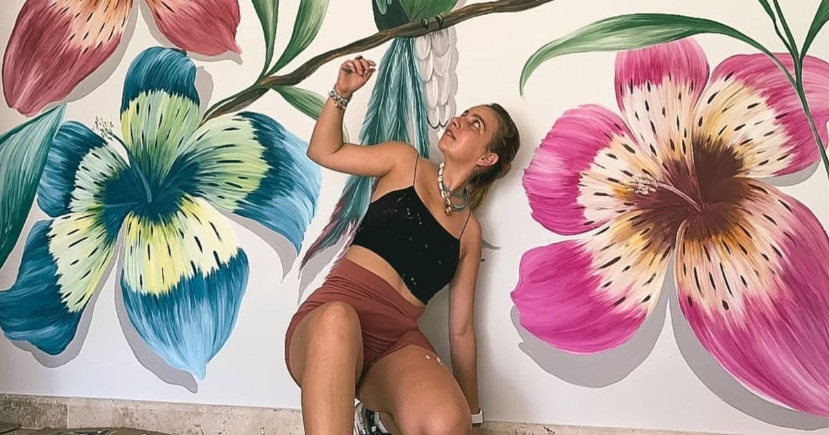 Pintaba mates como hobby y ahora es conocida por sus espectaculares murales: la inspiradora historia de Azul Barraza