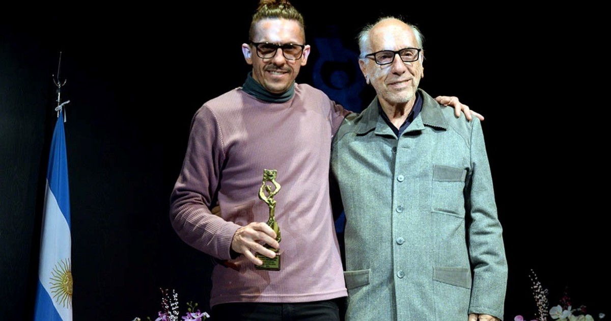 Superó Cromañón y convirtió el duelo por su padre en una obra de teatro premiada