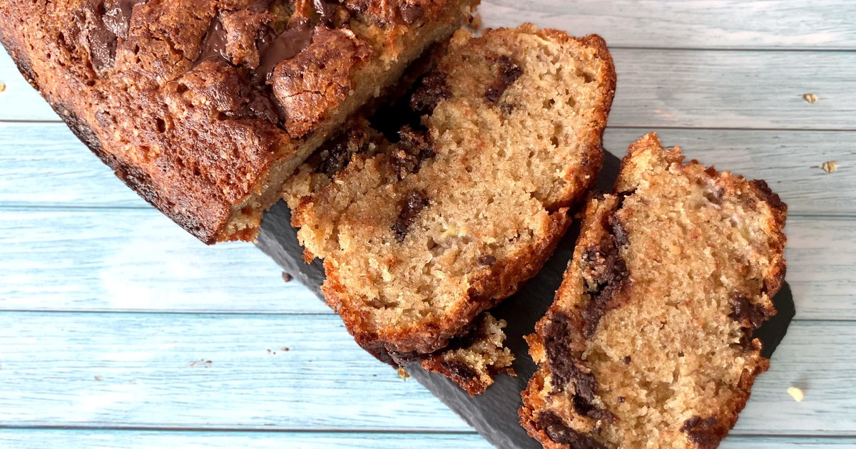 Budín fácil de harina de almendras y banana