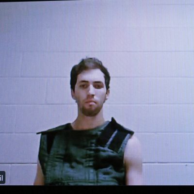 Una nota, un arma y la conciencia de una madre llevaron al arresto por el asesinato de Kirk