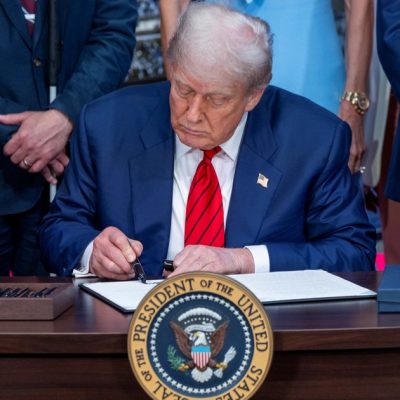 Por comprar petróleo ruso, Trump suma otro arancel a la India y llega hasta 50%