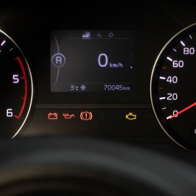 Cómo saber cuántos kilómetros tiene un auto usado: tips para identificarlo