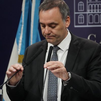 Adorni, contundente sobre el escándalo de Espert: “Está obligado a dar todas las explicaciones que hagan falta porque es un funcionario”