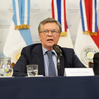 Tres candidatos para el organismo que marca la agenda del campo en América Latina